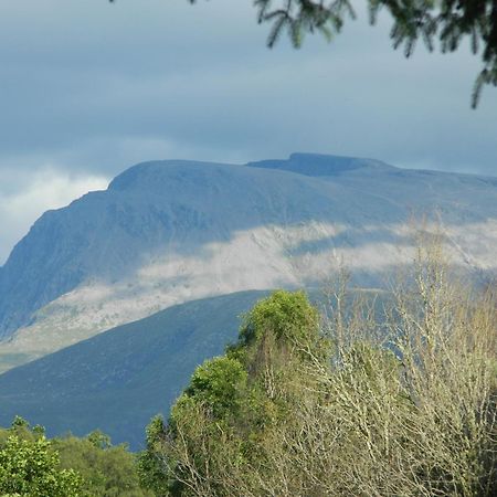 Tom Beag - Ben Nevis View Rooms Fort William Esterno foto
