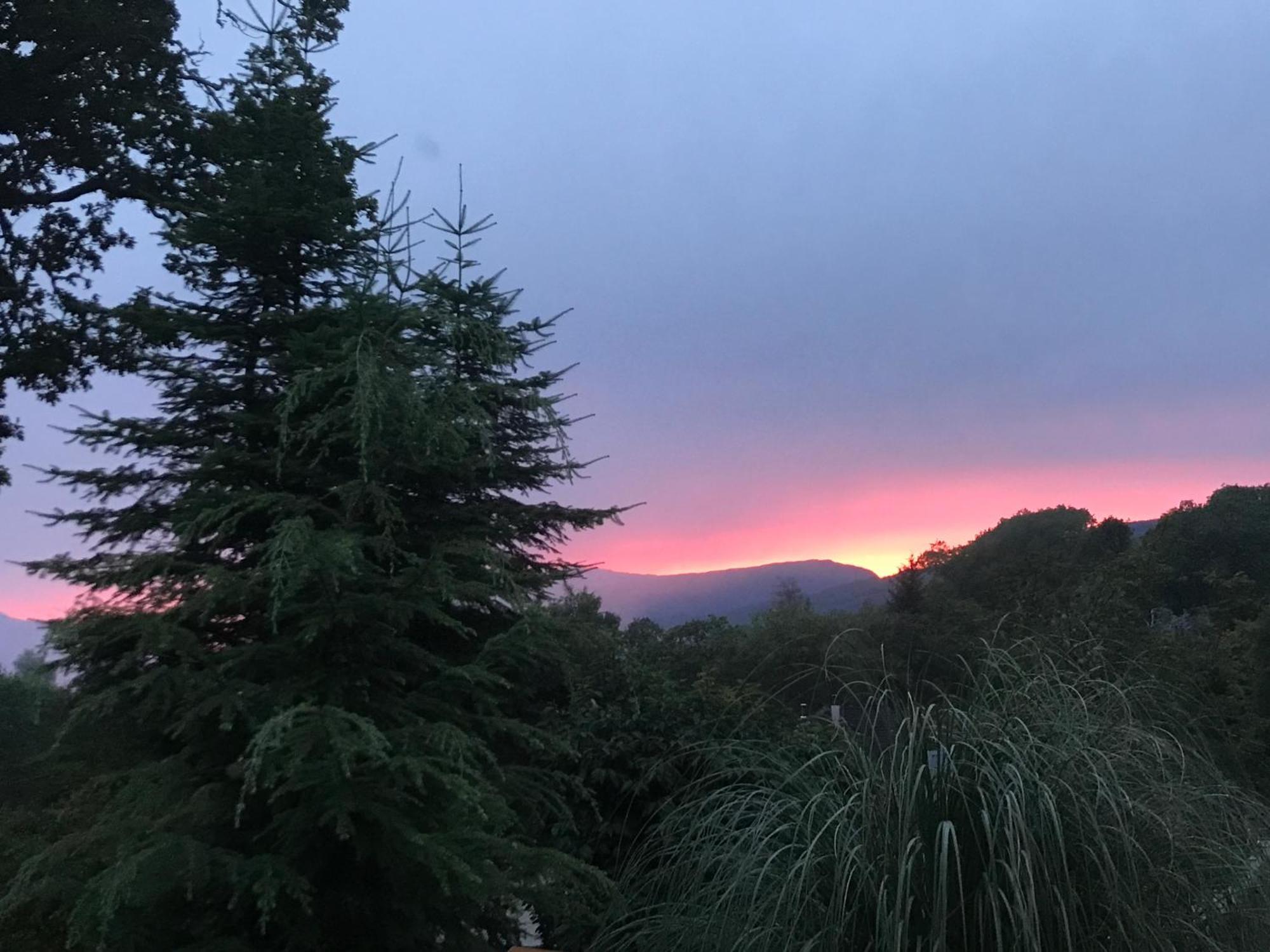 Tom Beag - Ben Nevis View Rooms Fort William Esterno foto